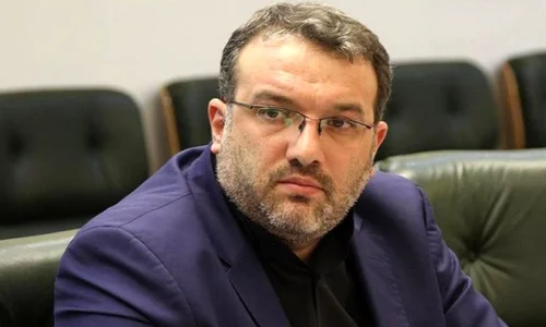 نماینده مجلس اعلام کرد: با هر بحران اینترنت، یک نهاد جدید می‌سازیم/ چندمدیریتی اعتماد مردم را از بین برده است